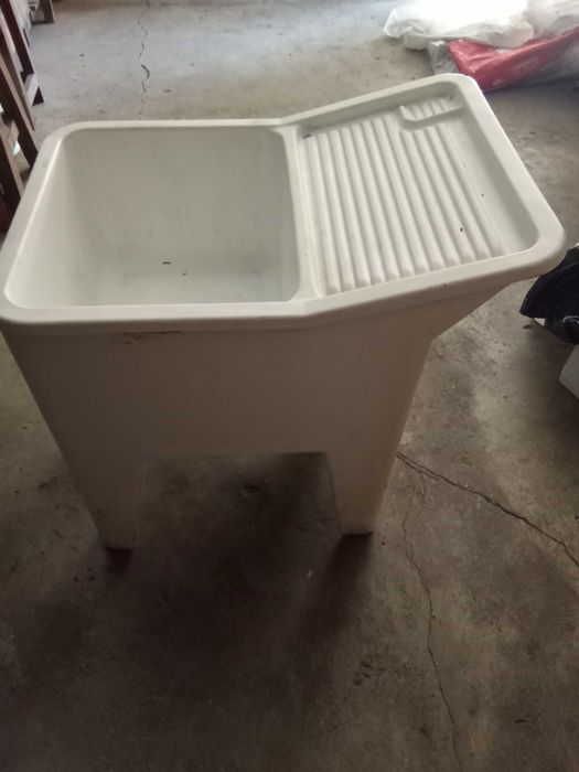 Tanque de lavar roupa plástico