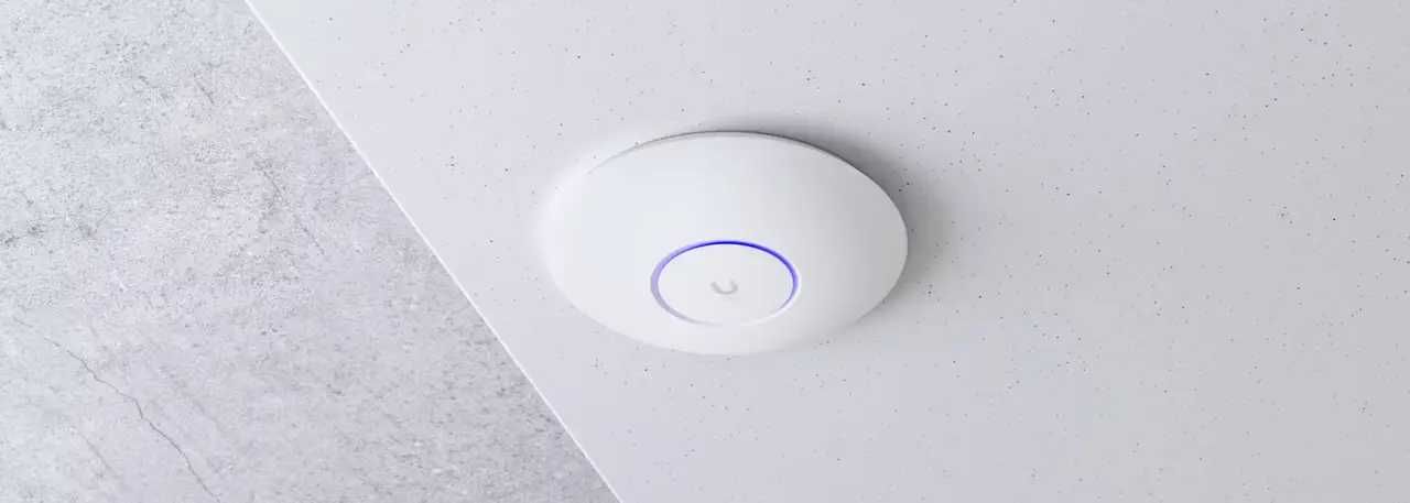 Новая гигабитная WiFi Mesh точка доступа Ubiquiti U6+ роуминг AX3000