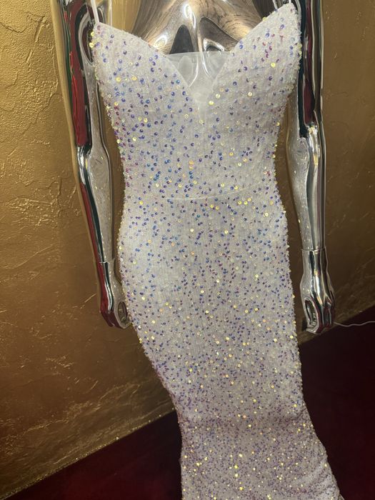 Eksluzywna suknia wieczorowa XS/S glamour