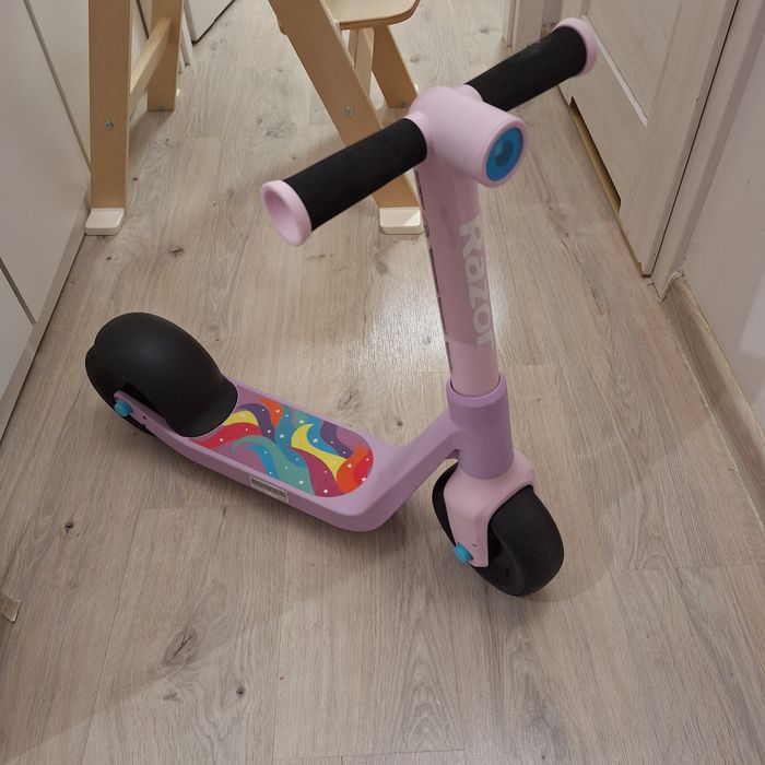 Hulajnoga Trevor unicorn