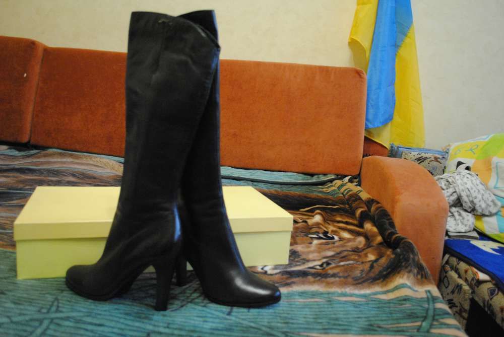 Сапоги осенние, кожа, новые, размер 39 ТОРГ!