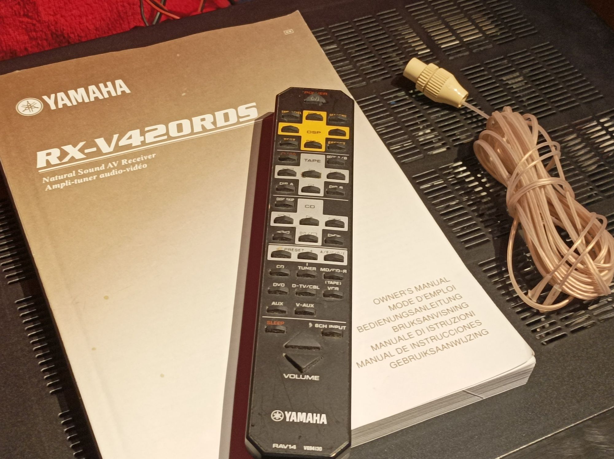 Amplituner Yamaha RX-V420RDS+pilot,papiery. Solidny! Idealny stan! Tan