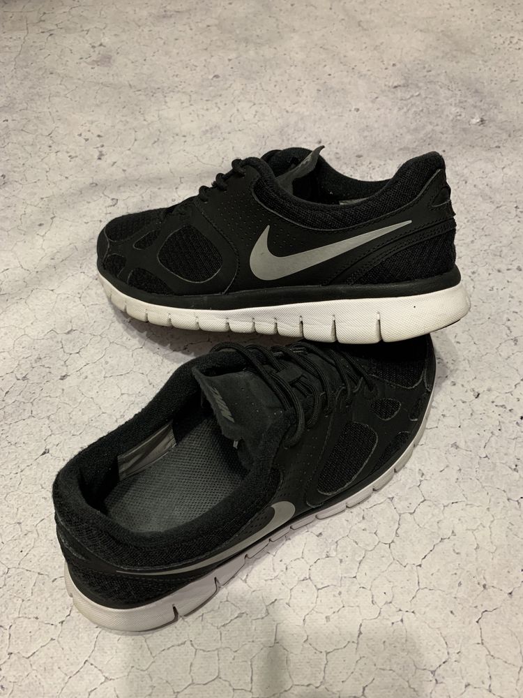 Nike free run flex