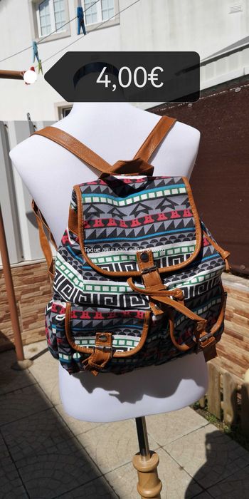 Malas Novas e usadas desde 3 euros