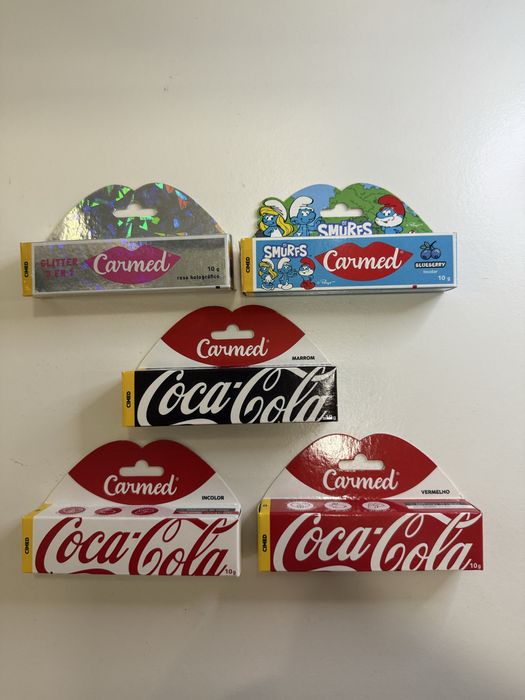 Batons Carmed coca cola , smurfs e glitter 3 em 1