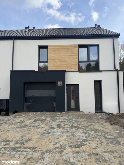 Dom Narożny Osiedle Głosków