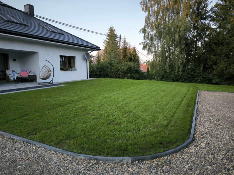 Usługi Ogrodnicze. Rzeszów .Trawa z rolki , siana. Wertykulacja.