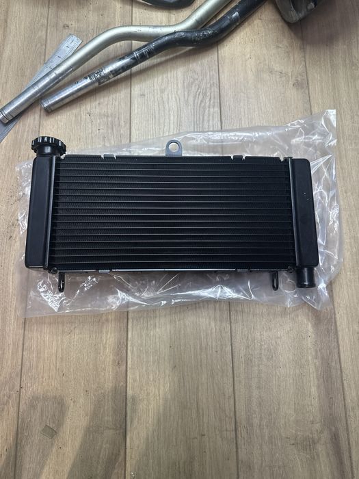 Радіатор Honda cb600 98-06