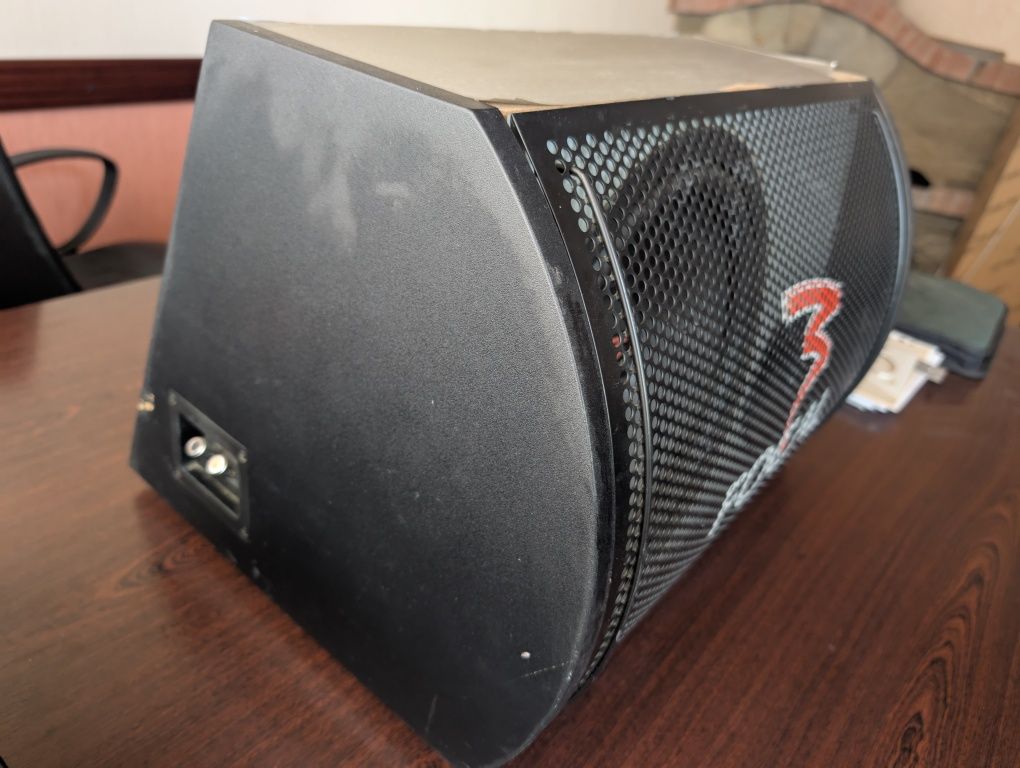 Сабвуфер Focal Access Enclosure SB 30 A1