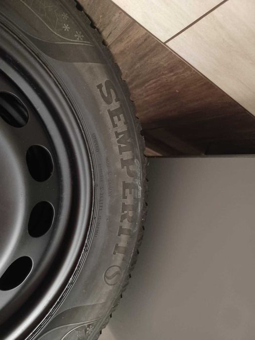 Koła opony felgi kpl Semperit 205/55R16 Skoda Octavia III 3 kołpaki
