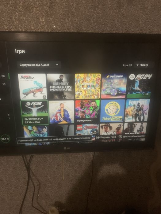 Продам Xbox One 500 gb