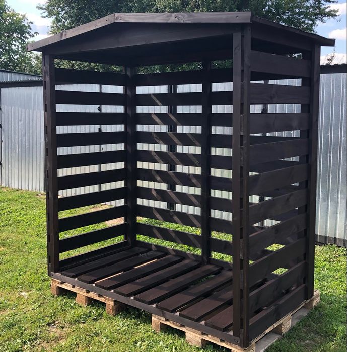 Drewutnia na drewno schowek