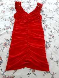 Vestido justo vermelho