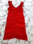 Vestido justo vermelho