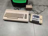 Commodore c64 plus magnetofon