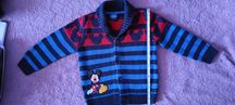 Sweterek Mickey Mouse w idealnym stanie 110