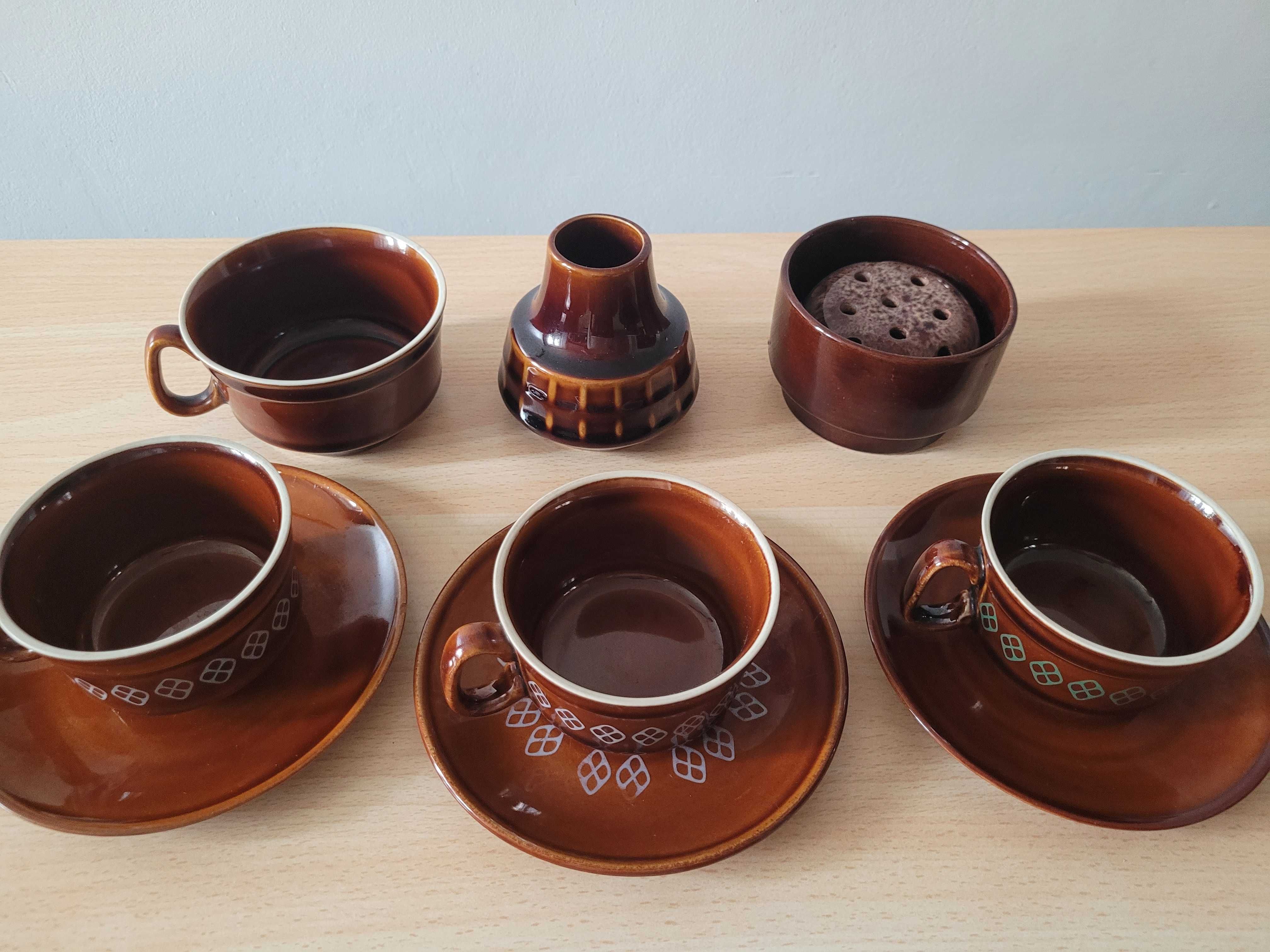 Prl Pruszków Filiżanki spodeczki porcelit