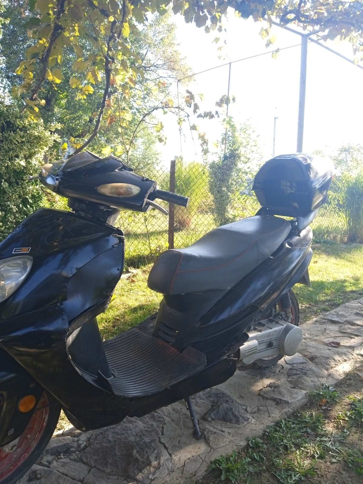 Продається скутер Viper storm 150