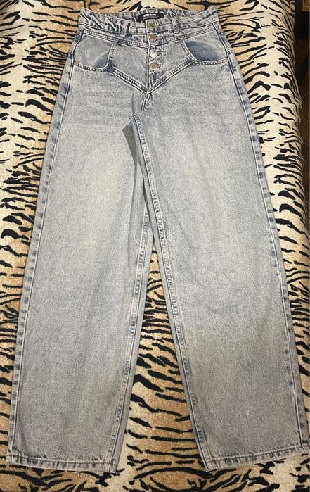 Джинсы трусики.