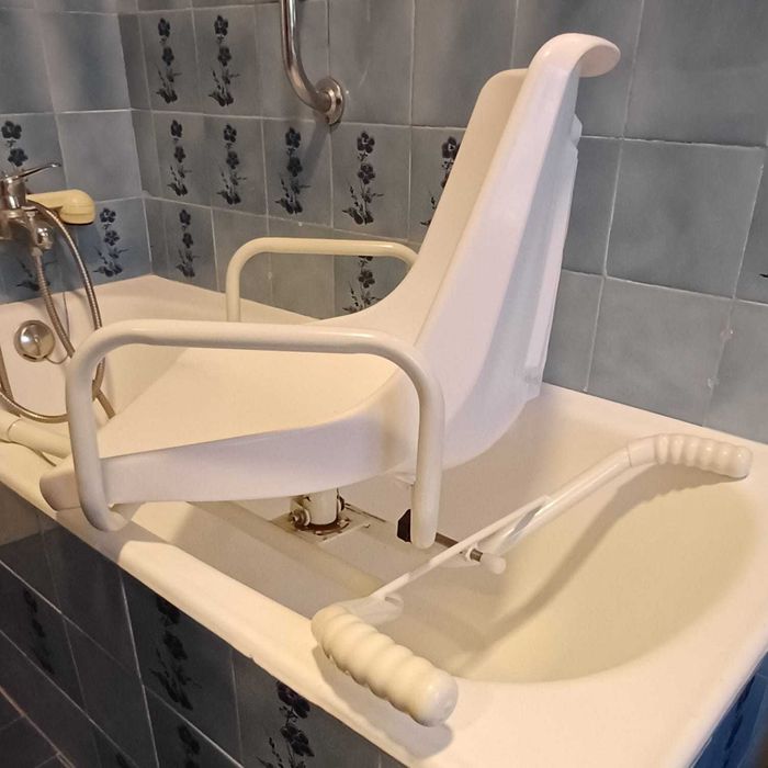 Cadeira de banho rotativa