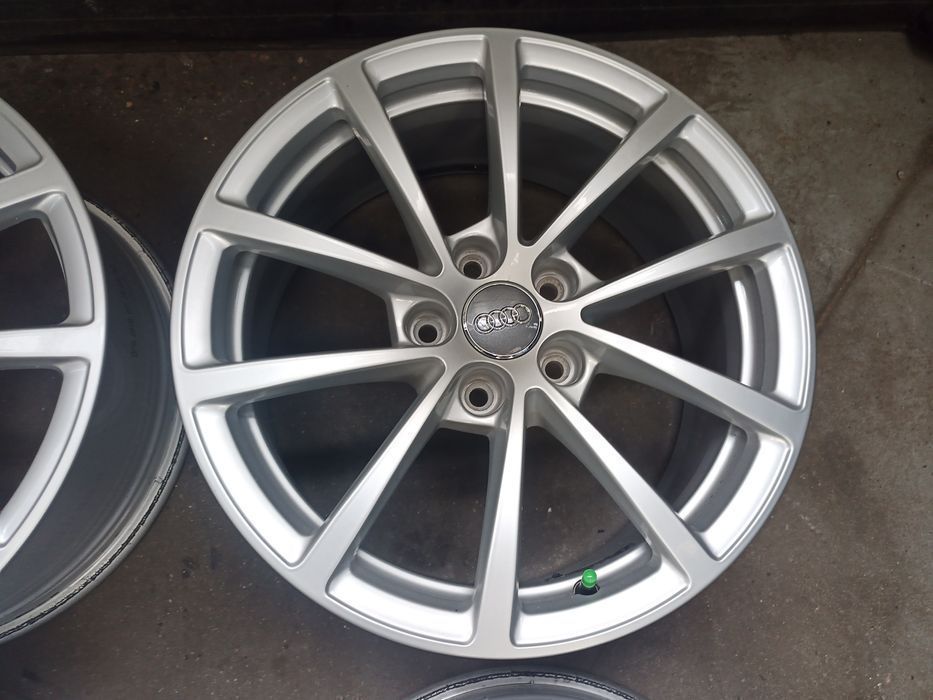 OEM 17 " Audi A4 A5 C7 4K0 A7 Q3 Q5 Allroad Vw Tiguan Sharan Skoda