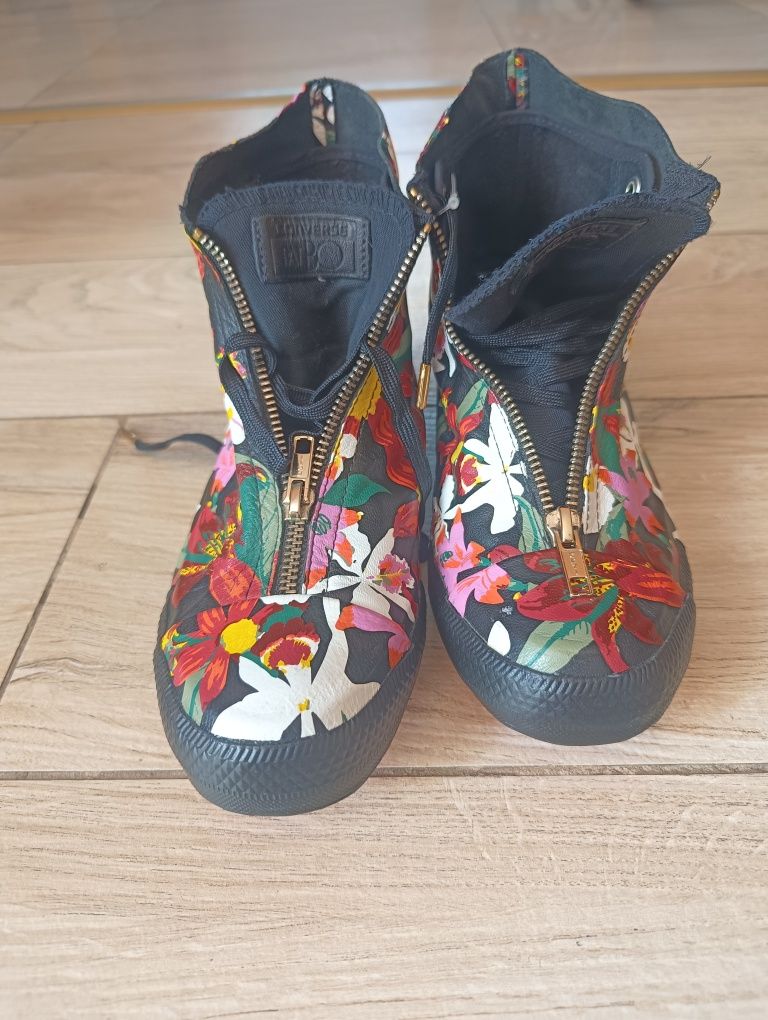 Converse 37,5 kwiaty