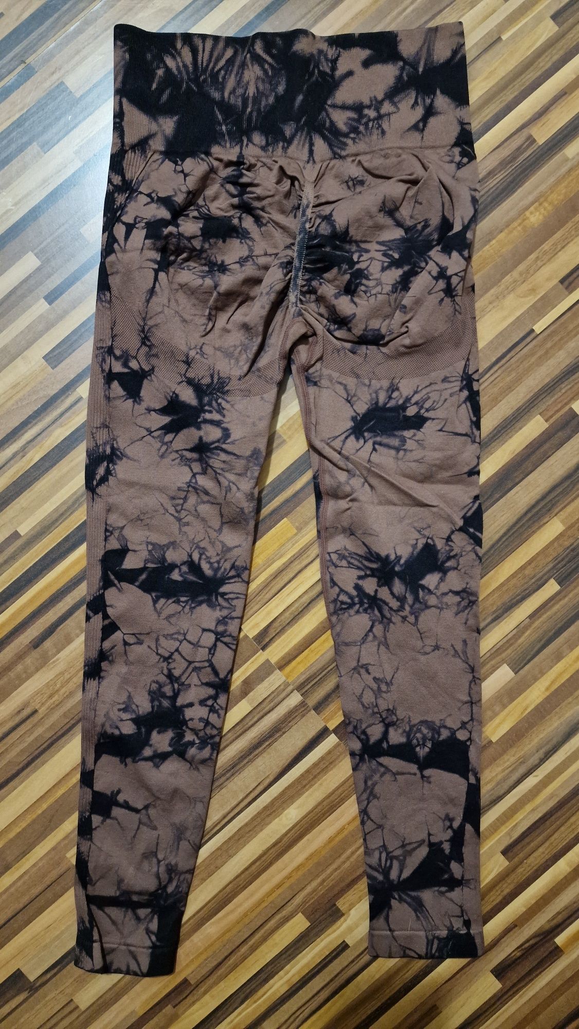 Legginsy czekoladowe brązowe rozmiar M shein