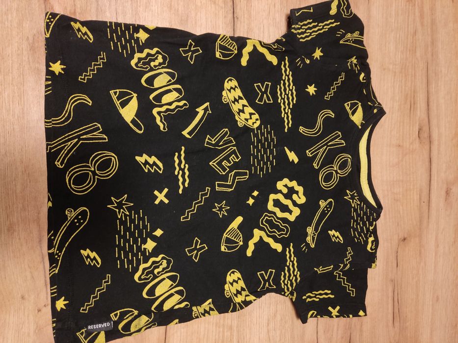 T-shirt, Reserved, rozmiar 122