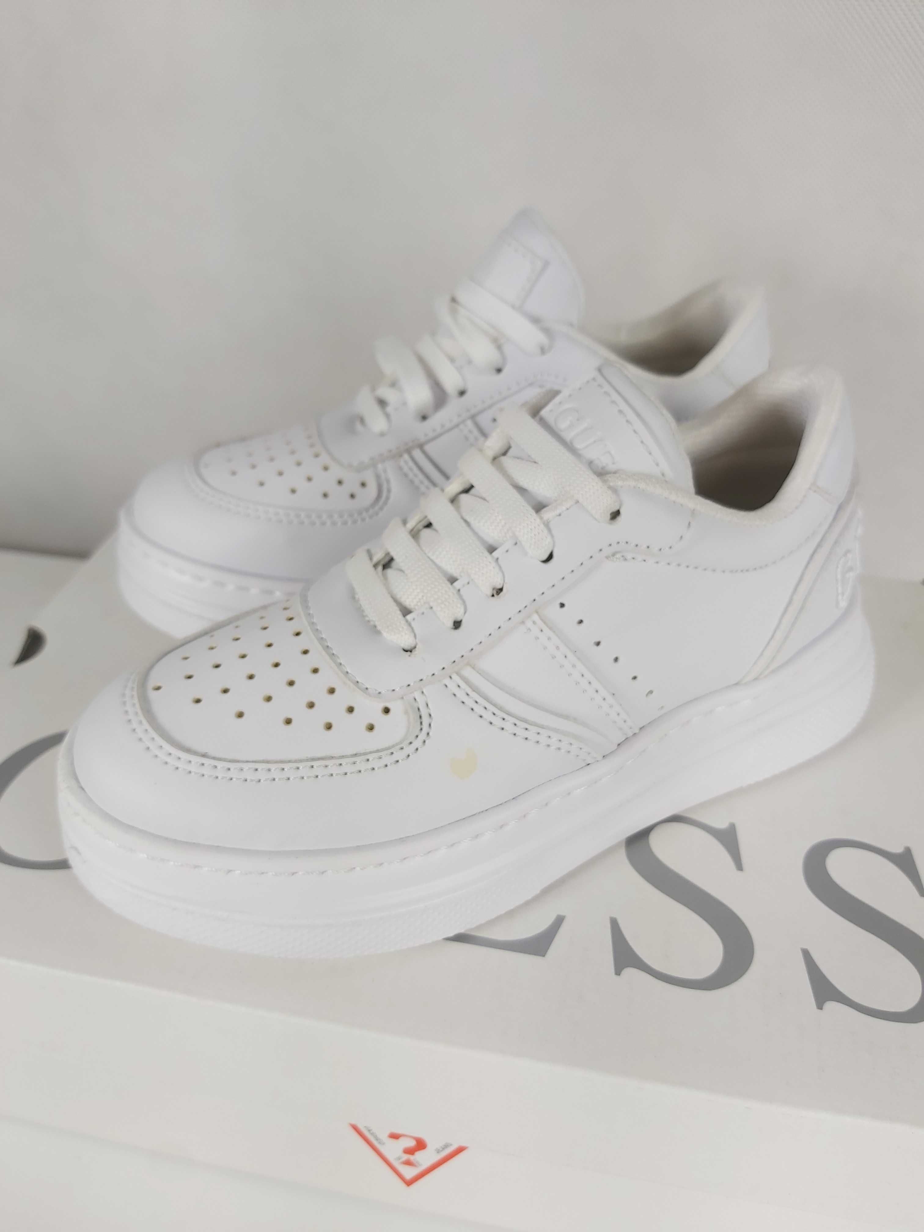 Nowe dziecięce sneakersy GUESS białe trampki 30 a273