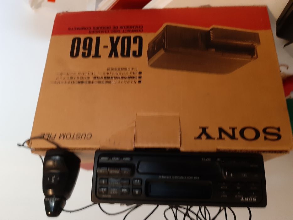 Autoradio Sony com joystick e caixa cd