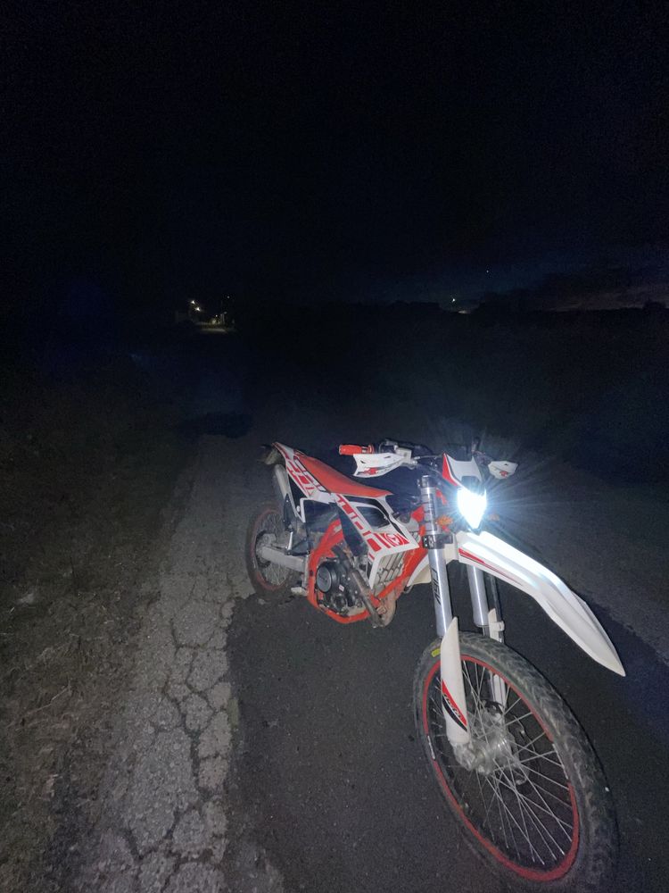 Beta rr 125cc 4t matriculada [RESERVADA]