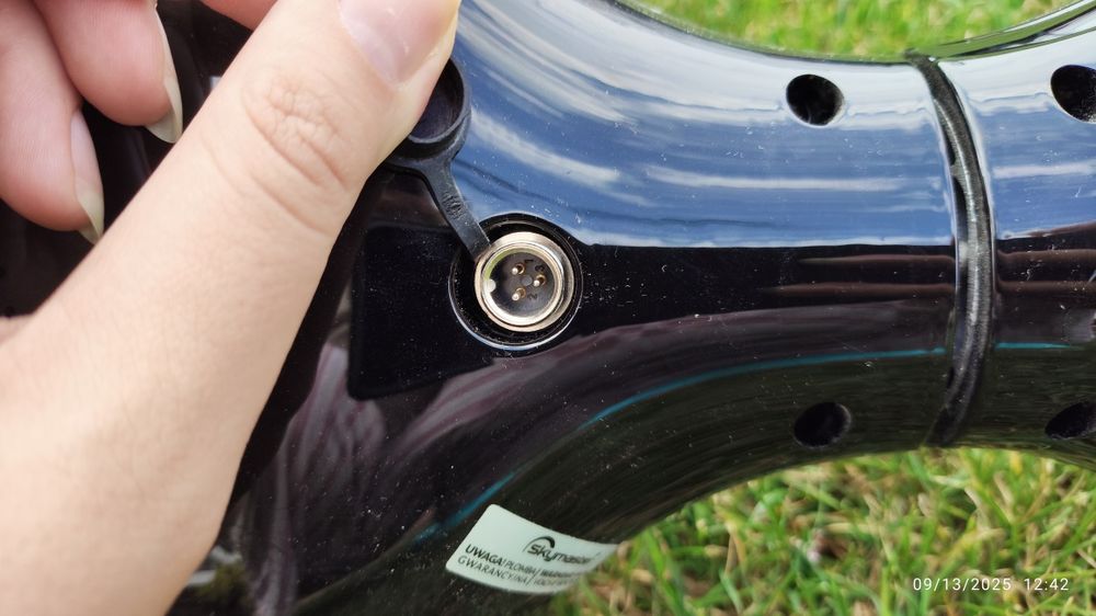 Skymaster Wheels 11 Lark hoverboard