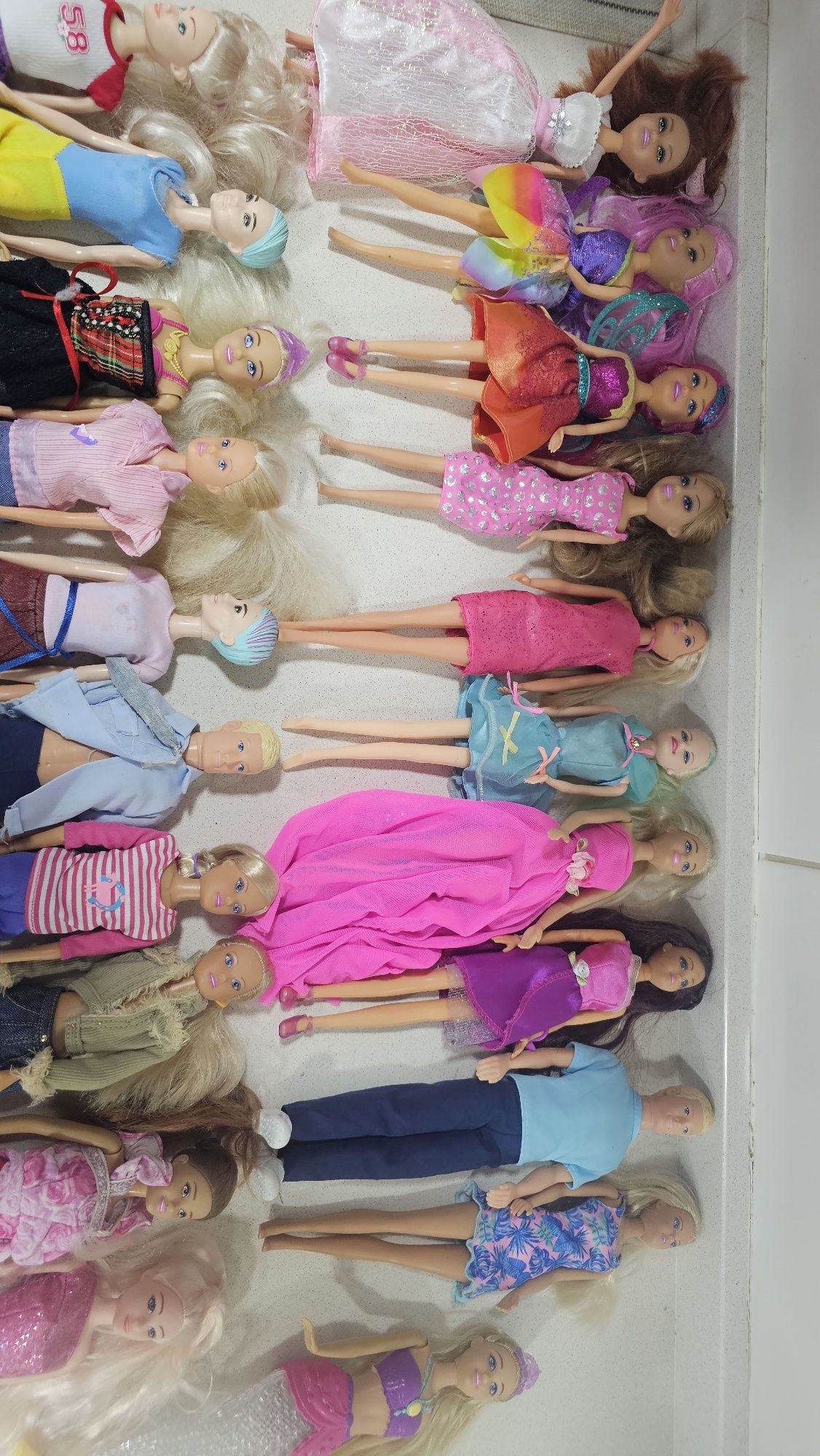 Vendo bonecas barbie