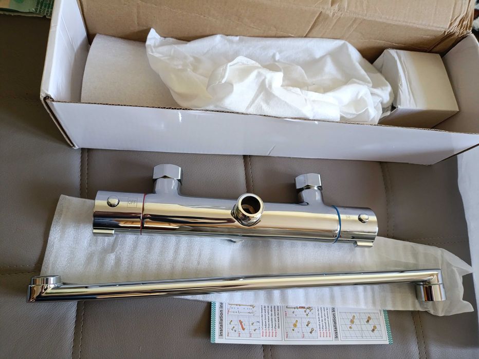 Змішувач з термостатом смеситель