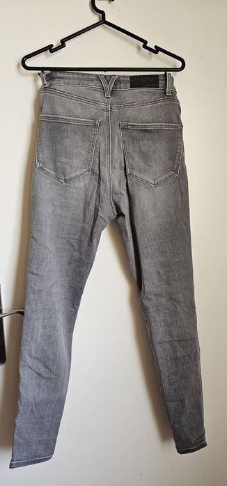 Conjunto  de 4 pares de calças