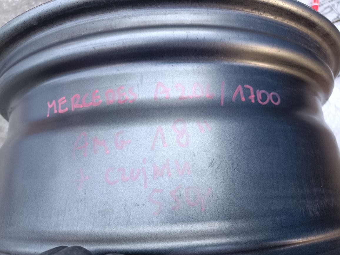 Mercedes Benz a206 AMG felga pojedyncza 18 cali 1700 ładna wysyłka