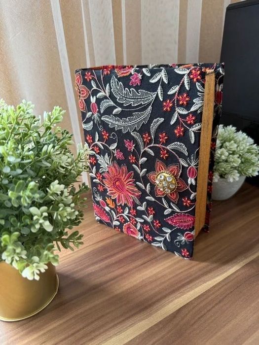 ręcznie robione pudełko/skrzynia