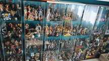 8 Vitrines Detolf