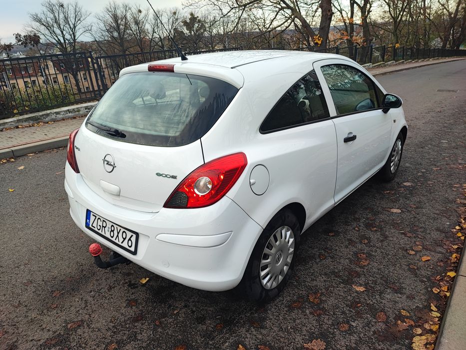 Opel Corsa D 1,0 benzyna 2009 rok zarejestr hak