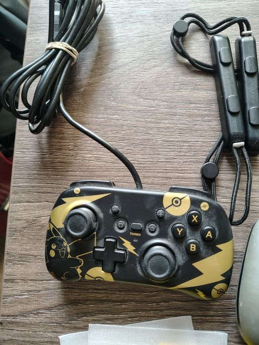 Konsola Nintendo Switch + gry i akcesoria