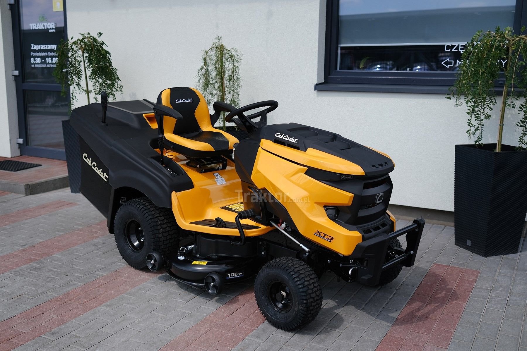 Cub Cadet XT3 QR106 - traktorek ogrodowy-kosiarka - Promocja
