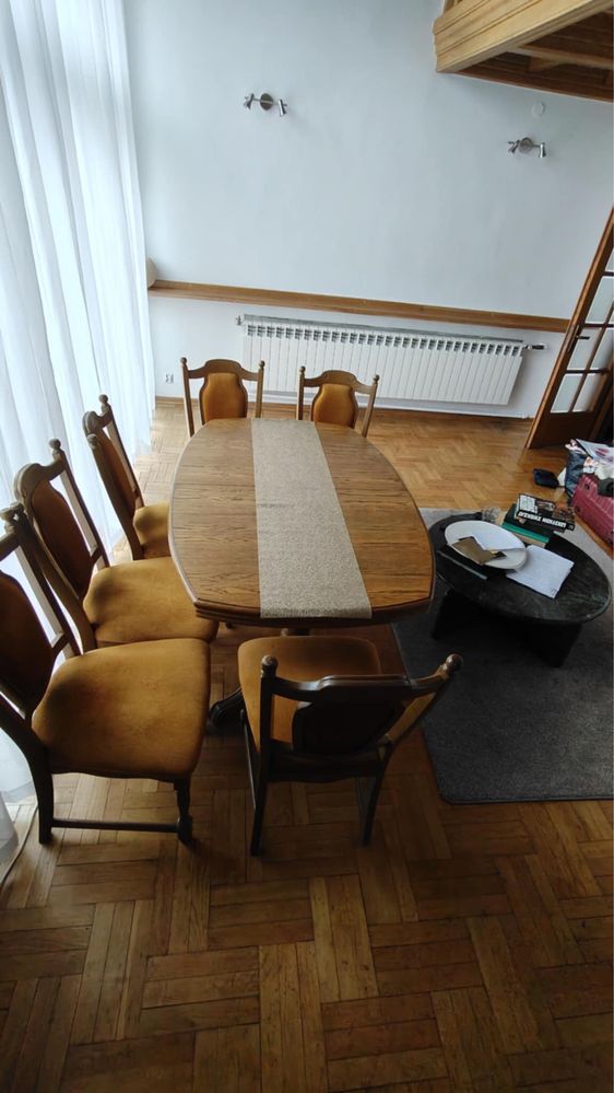 Drewniany stół z 6 Krzesłami - Solidny i Elegancki Komplet