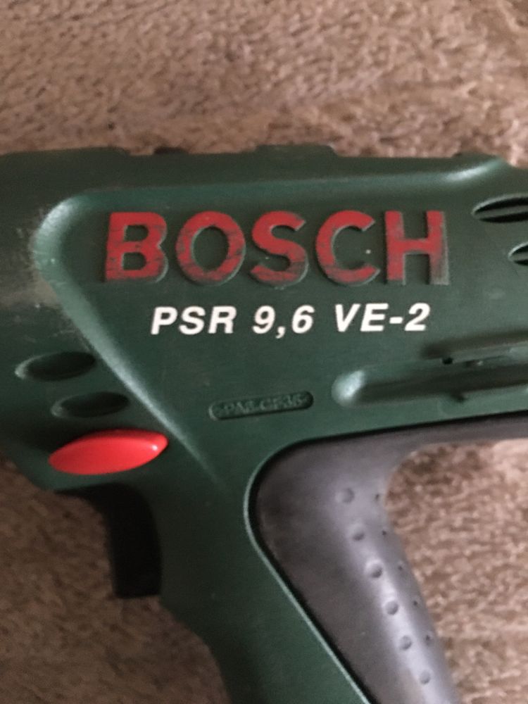 Шуруповерт   BOSCH  9,6 v не комплект