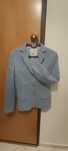 Blazer azul com risca branca