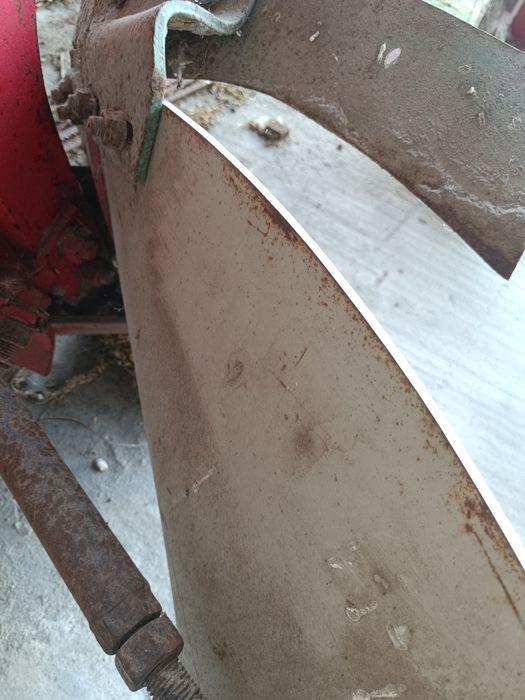 Pług 3 skibowy Unia Grudziądz tur na sprężynach