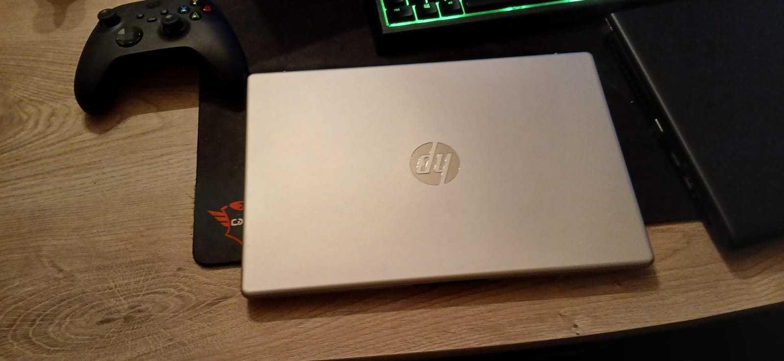 Portátil HP Ryzen 5 7520U 16GB RAM + 512GB SSD com 1 mês, como novo