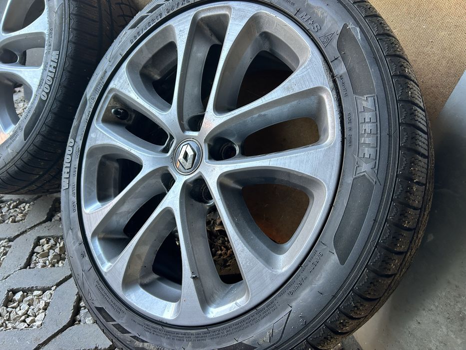 Renault Megane IV kompketne kola! 4 sztuki! Nowe Opony!