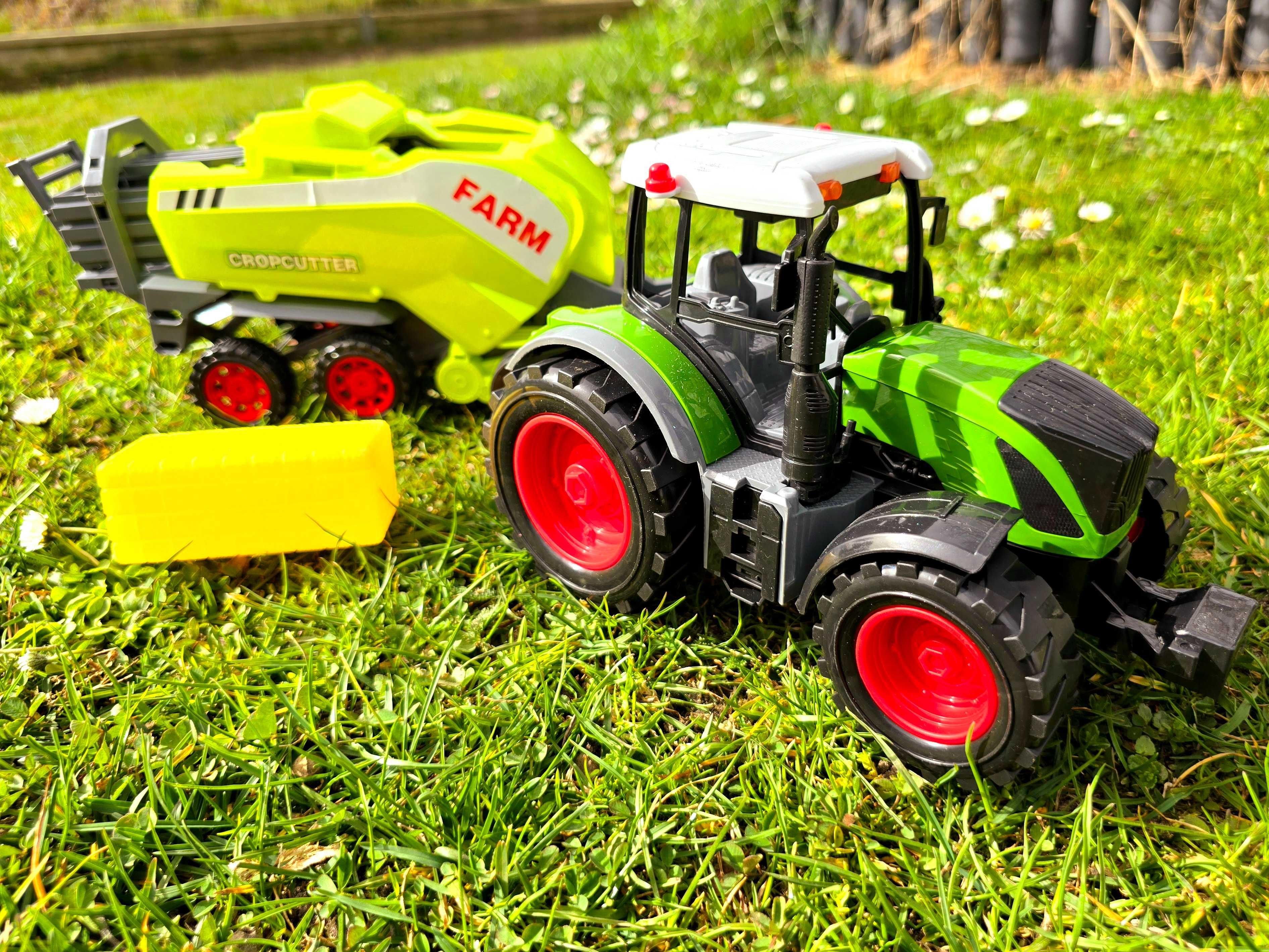 Duży traktor dla dziecka z prasą do siana _nowa zabawka