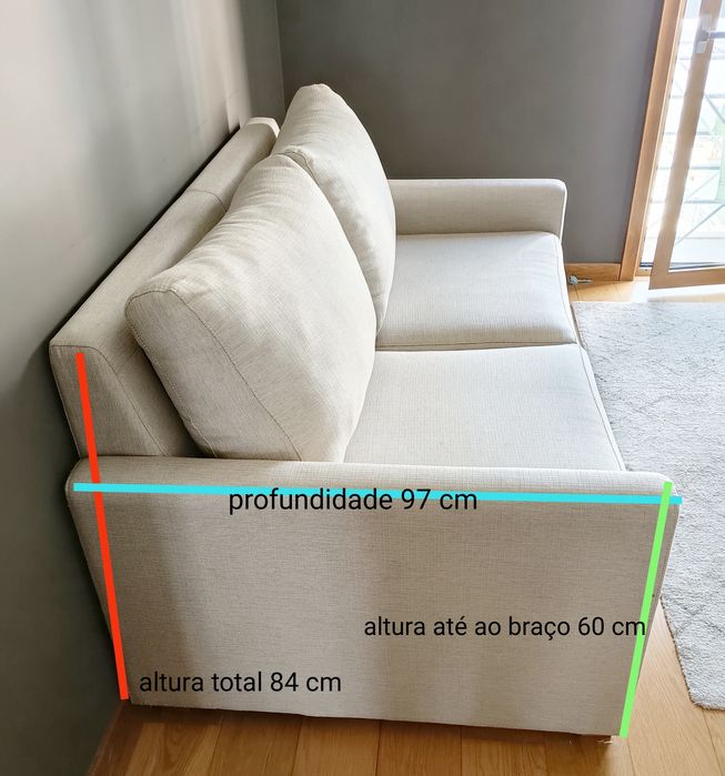 Sofá cama, com bom.estrado e colchão 120/190