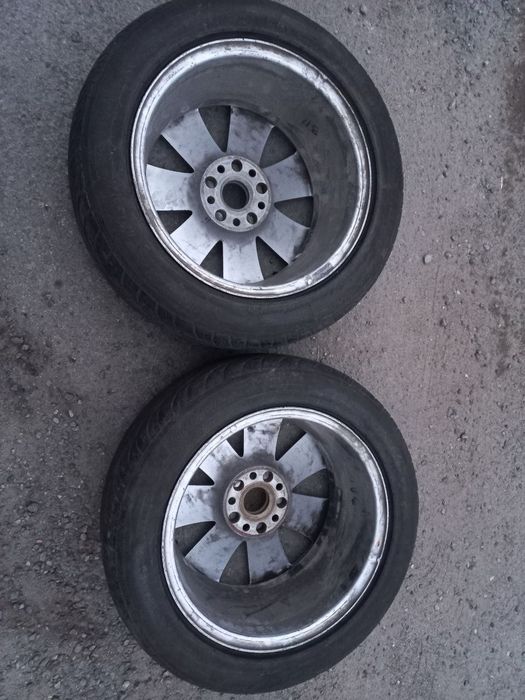 Продам резину 205/55R16 вместе с дисками (112/5)